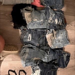 American eagle hollister and aero shorts size 00. 11 pairs
